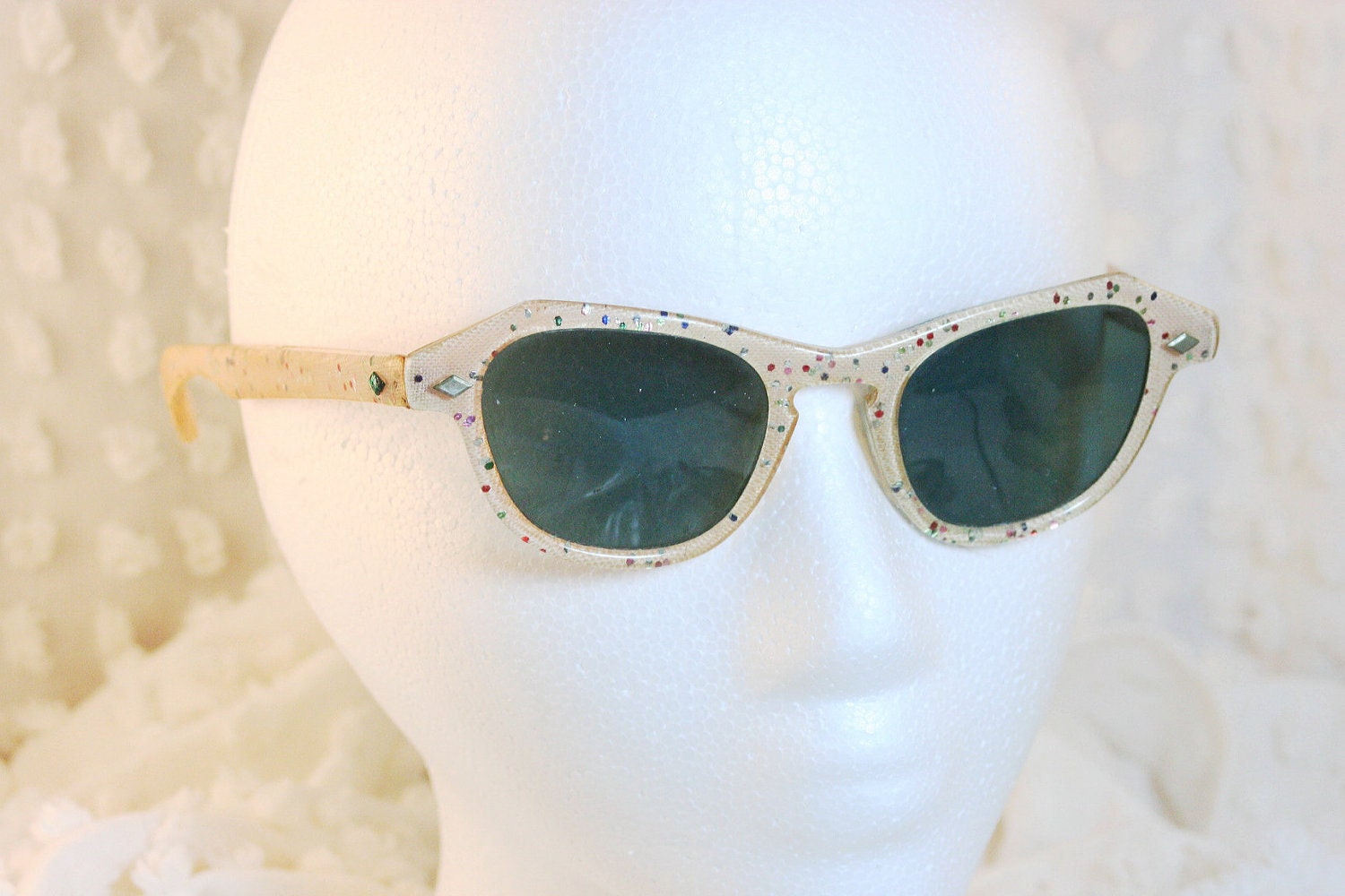 Rainbow Glitter Linen 1950's Cat Eye Sunglasses Squared Horn Rim Frames, Non Prescription Gray Lens
