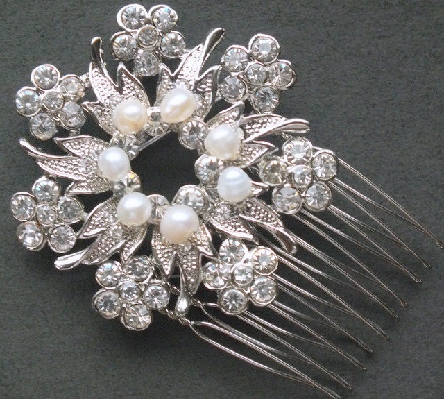 Sunburst - Vintage style Rhinestone and Freshwater Pearl Hair Comb