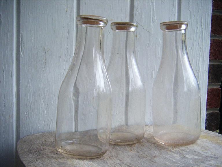 Items Similar To Vintage One Quart Milk Bottles With Lids On Etsy 7955