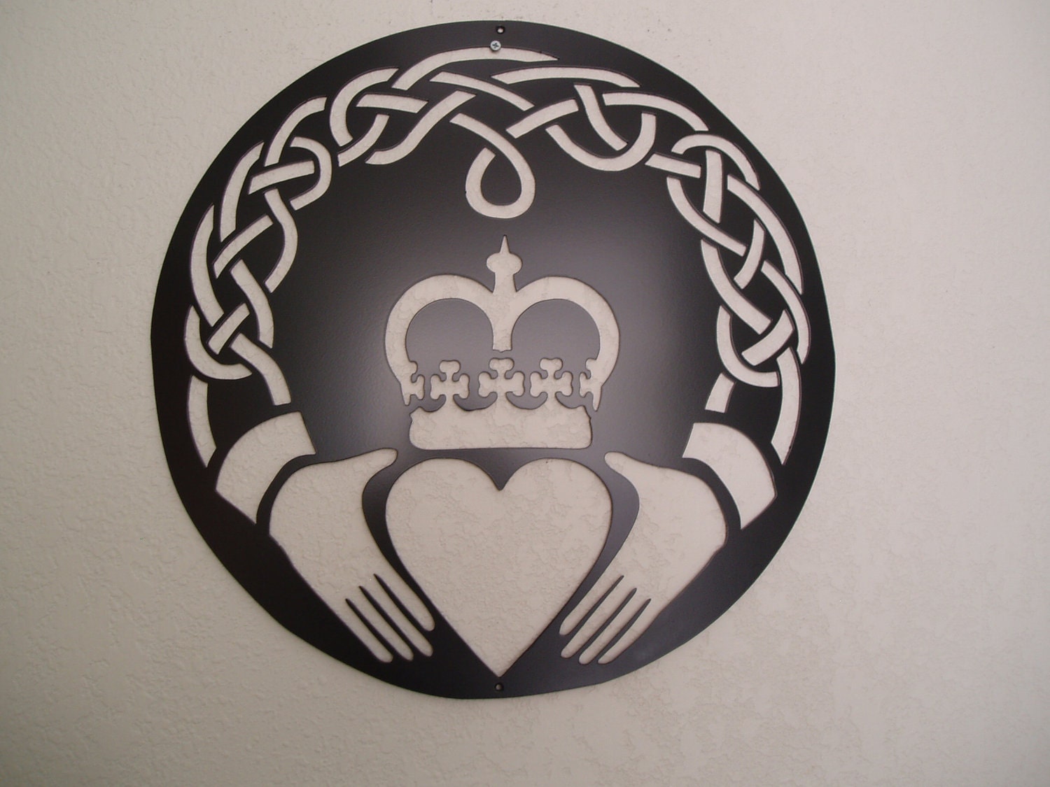 Claddagh Celtic Knot - Metal Wall Art