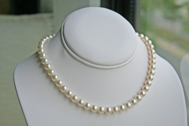 Swarovski Pearl Single Strand Necklace. Pearl Necklace. Bridesmaid Necklace. Bridal Necklace. Wedding Necklace. Gift for Her.