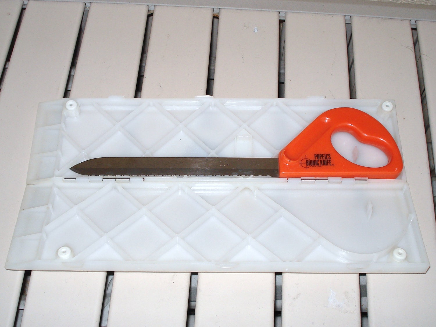 RON POPEIL'S Stainless Steel Bionic Knife.
