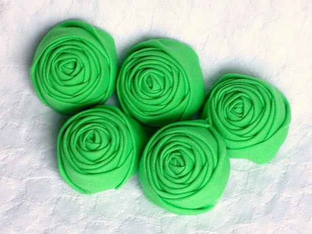 Green fabric flower rosettes sour apple 5 pieces
