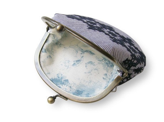 Embroidered blue Coin Purse