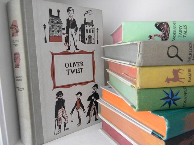 Vintage collection of 8 childrens books...junior deluxe...Oliver Twist..Sherlock Holmes...