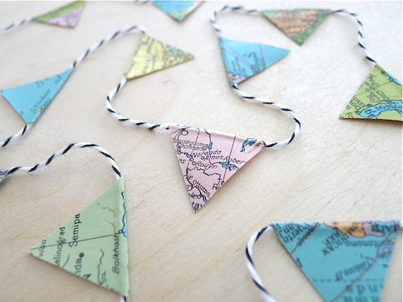 Vintage World Map Garland