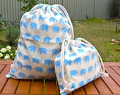Set of 2 Drawstring Bags - Blue on Natural Elephants