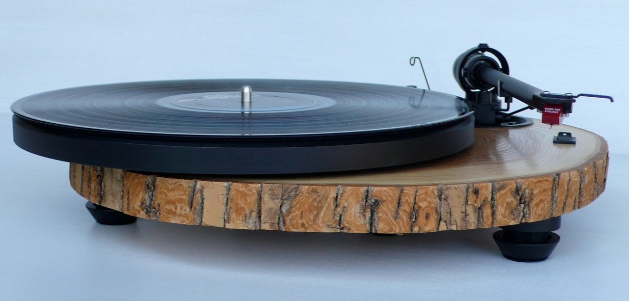 Audiowood Chipmunk Turntable