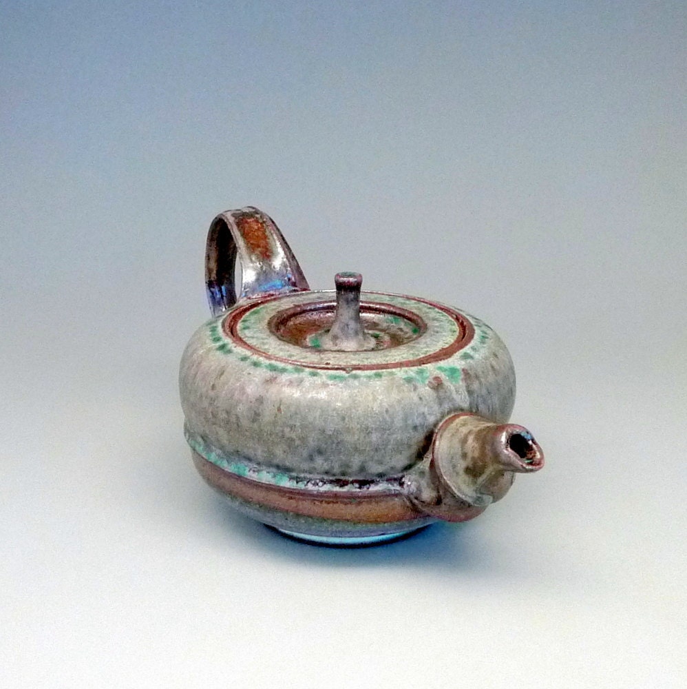 Spotted Teapot (of the lost glaze)