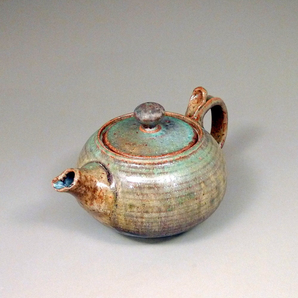 Teapots of the Lost Glaze 4