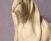 vintage Austin Products bassett hound dog statue figurine, 1985, signed Fisher large plaster hunting dog cabin cottage decor, man cave decor