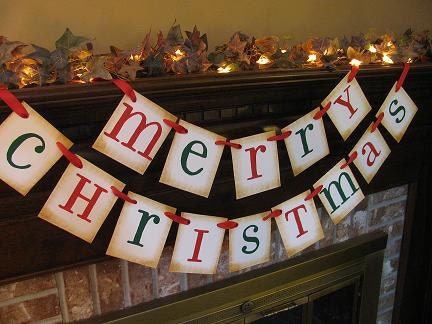 Christmas Banner Merry Christmas Sign red and green garland Vintage Inspired Photo Prop (CH10)