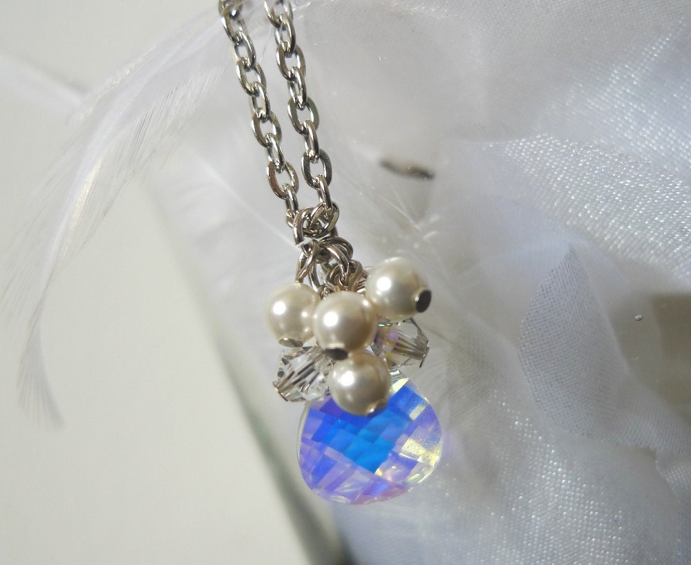 Bridesmaids Crystal Necklace - Bridal Necklace - White Swarovski Pearls - Mindy