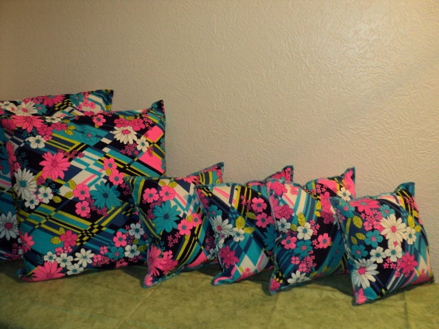 SALE   Dorm Sorority Teen PILLOWS  Vintage. Tropical Floral
