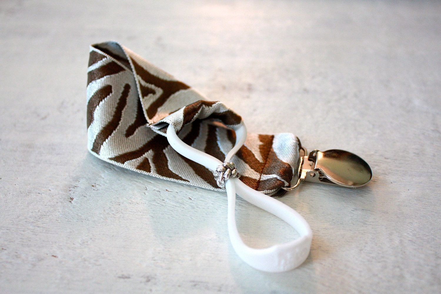 Baby Bottle Tether All-In-One Halo Tether (Silver/Brown Zebra)