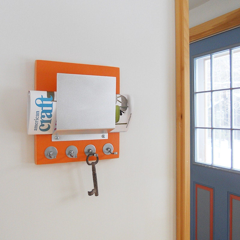 CARROT: retro wall mount mail letter holder orange key rack