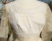 1950s 1960s silk wedding dress with stunning lace appliques ballgown watteau train