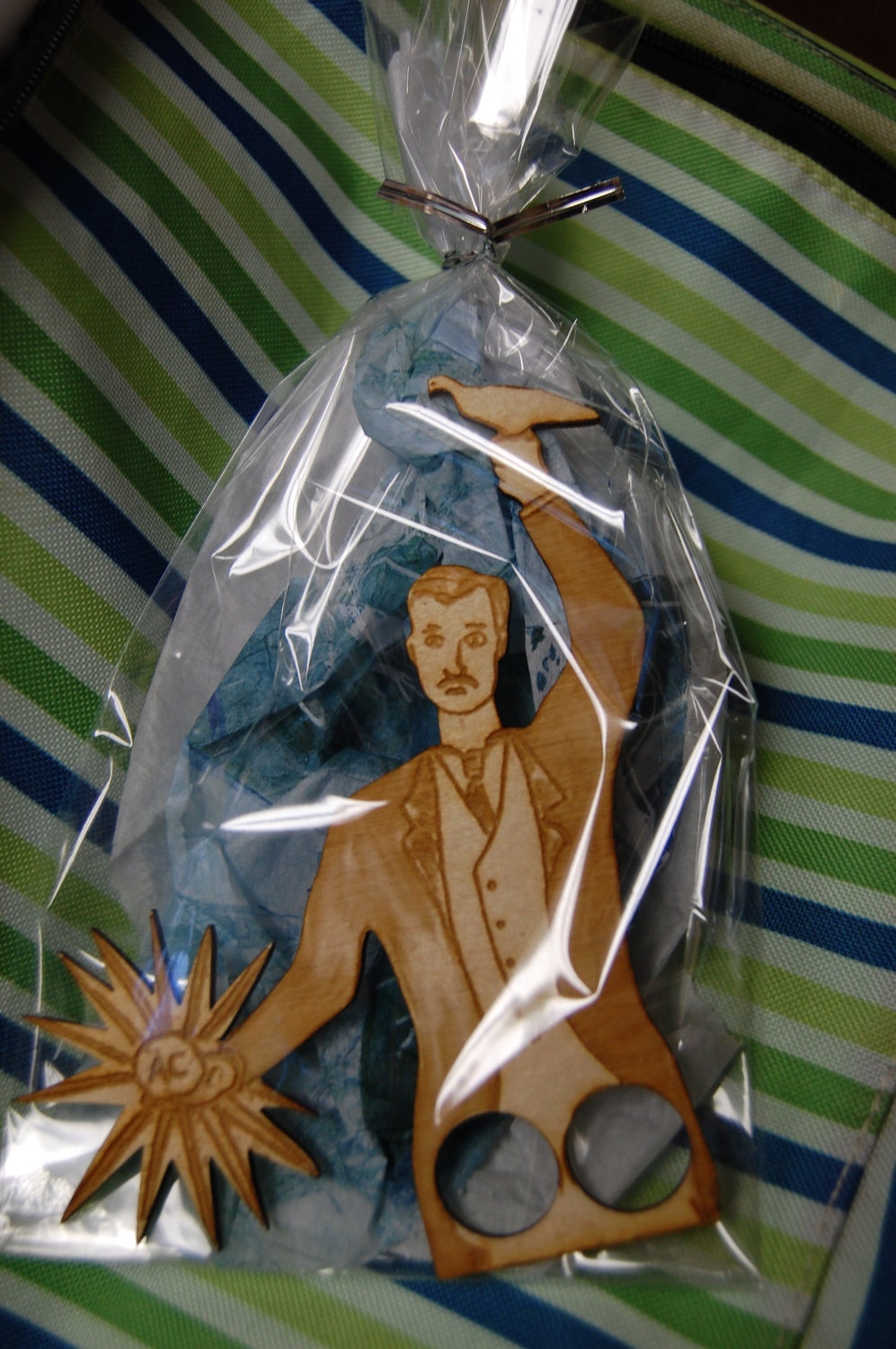 Nikola Tesla Finger Puppet Magnet
