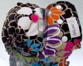 Fitted Diaper in Retro Flowers - OSFM - serged-cv