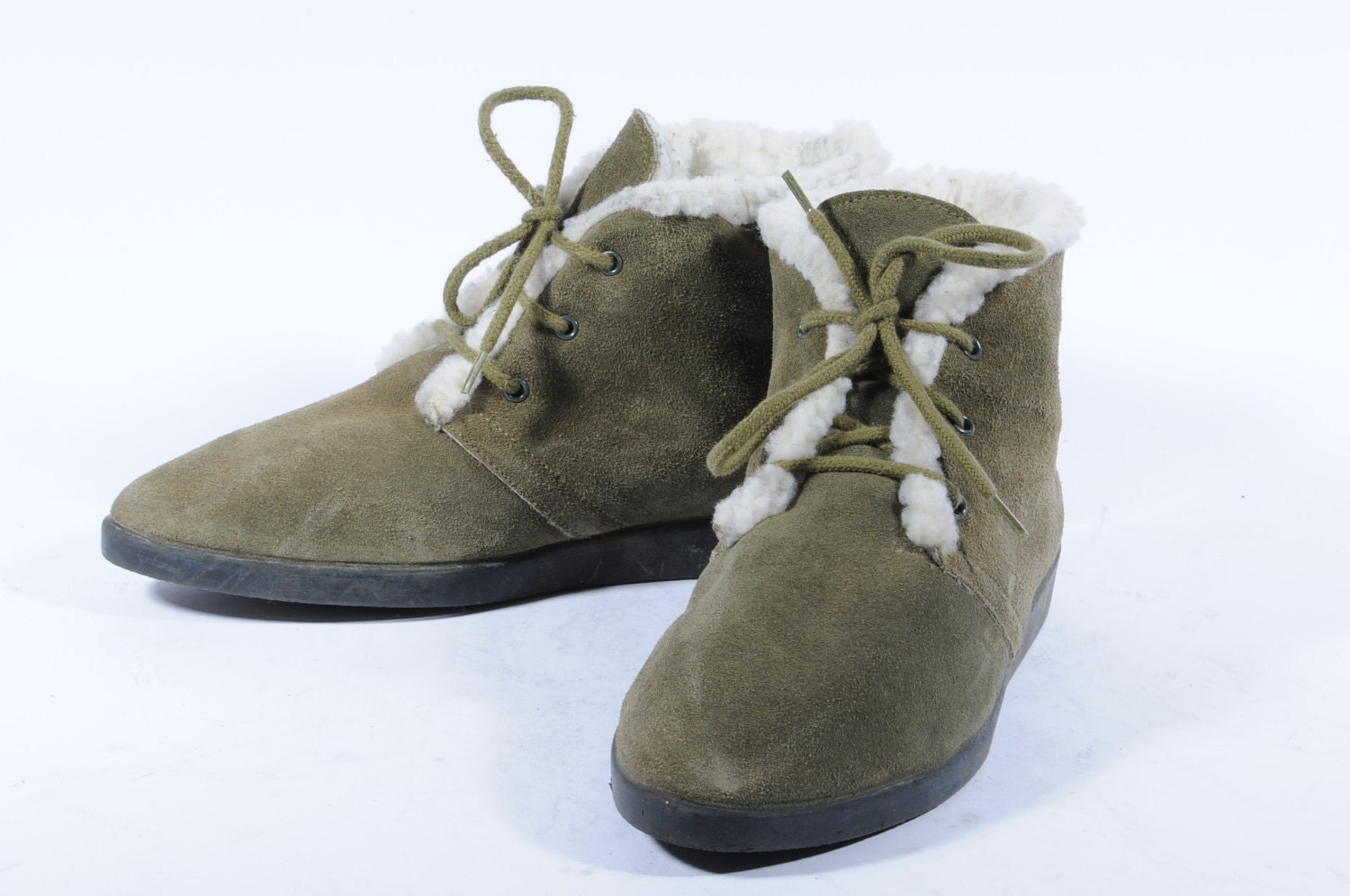 Green Boot Size 7