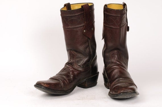 Heavy detailed brown 60's boots with arrowtip straps   - Size 10 B
