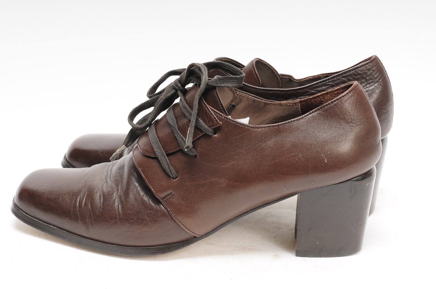 Stacked heel shoes by Kenneth Cole Size 8.5