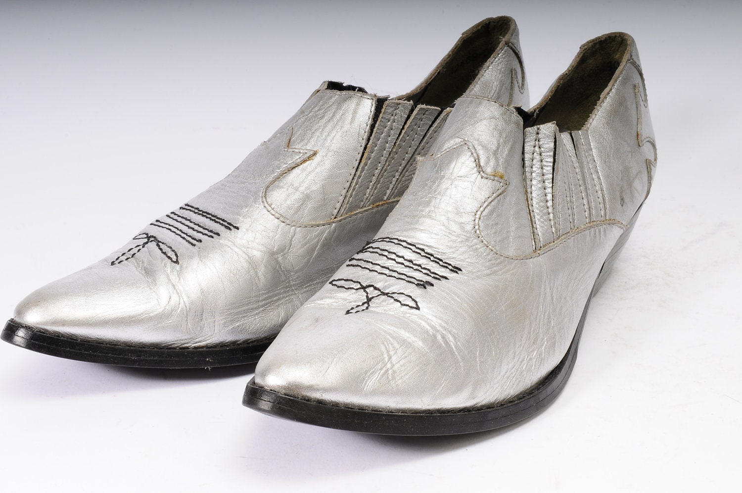 Silver cowboy boots Size 9