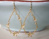 Gold Earrings, Floral Teardrop, Bridesmaid Jewelry, Bridal Jewelry, Everyday Earrings