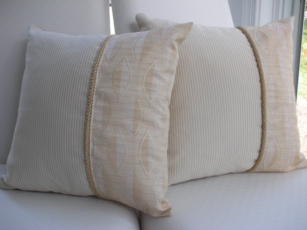 Decorative Pillow - Toss Accent Throw Pillow - 15 x 15 inch Reversible - Almond Leaves Design Pillow