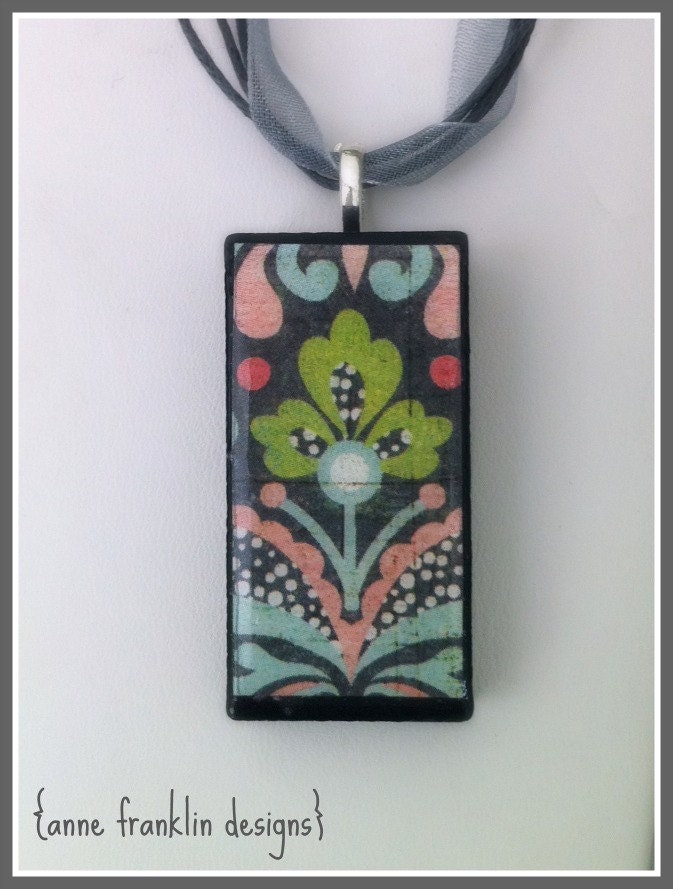 abstract flower design repurposed domino pendant necklace