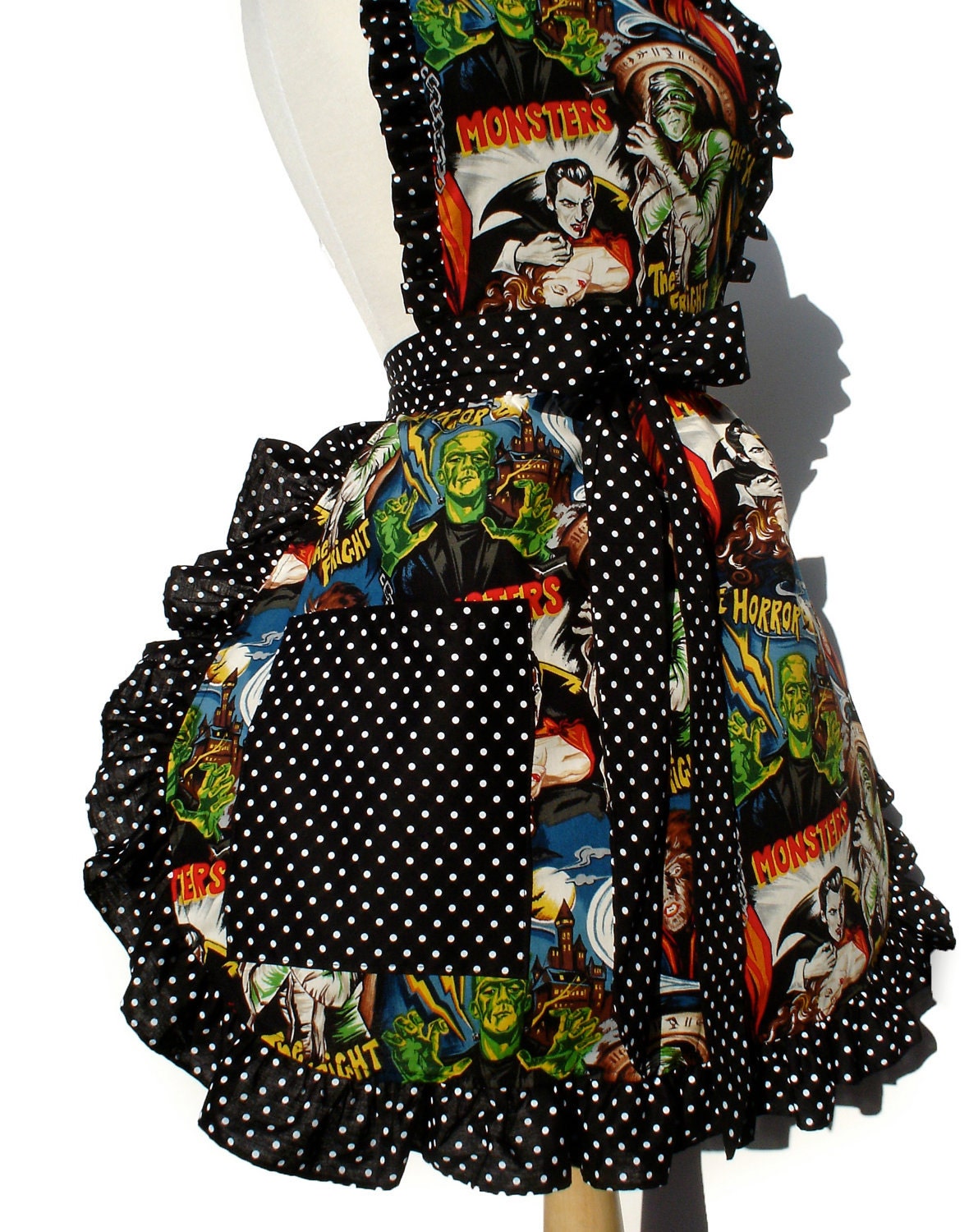 Retro Apron Vintage Inspired 1950s Horror Movie Hollywood Monsters Apron FREE SHIPPING