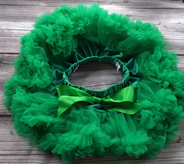 Emerald Green Pettiskirt / Tutu Photography Prop Newborn- 6 month Size Ready to ship