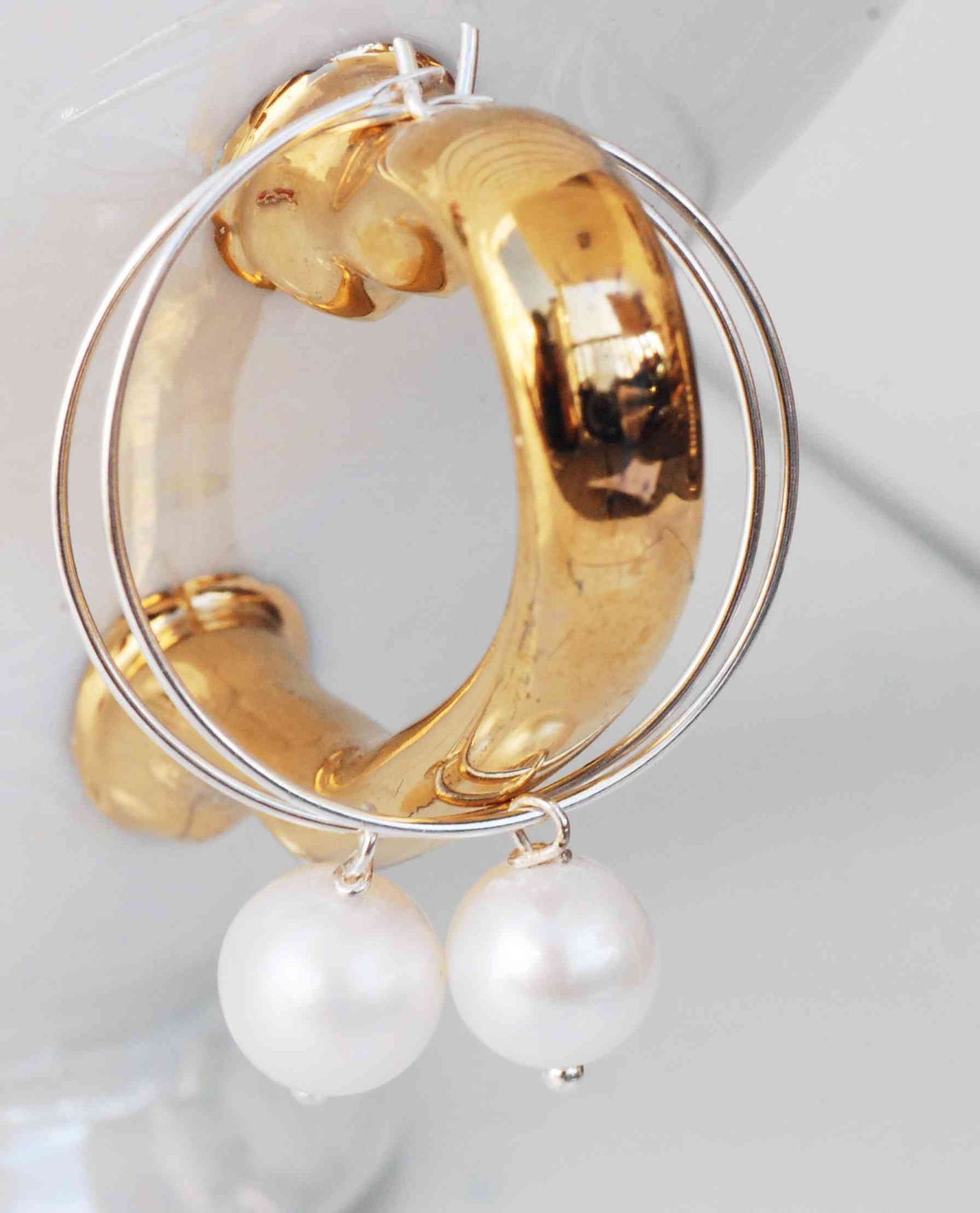 8mm Round White Freshwater Pearl Silver Round Big Hook Dangle Earring Pair---Gift Classic Fashion Love Bridal Wedding Bridsmaid Jewelry E332