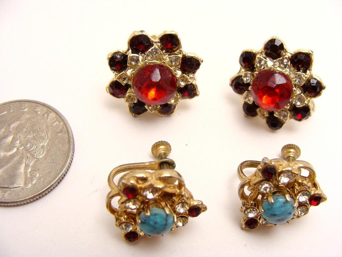 2 pr Vintage Red White Blue Turquoise Rhinestone Patriotic Screw Back Earrings