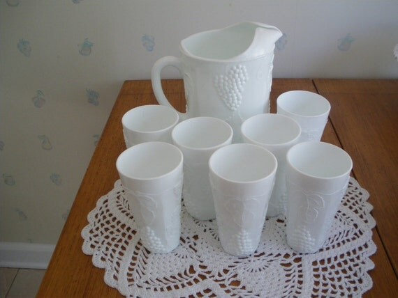 Vintage Colony Indiana Milk Glass Pitcher and 8 Glasses