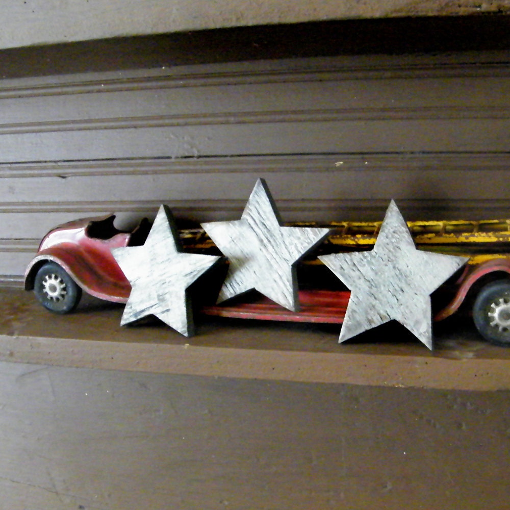 Star Set Wooden Three Silver Metallic Rustic Primitive