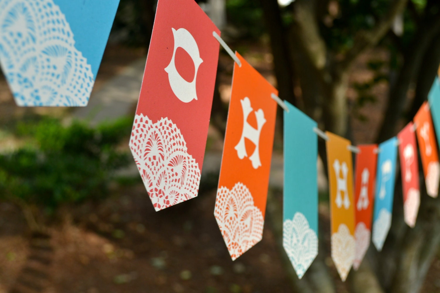 Doily Design Oh Happy Day Wedding Banner - Multi Color - Medium