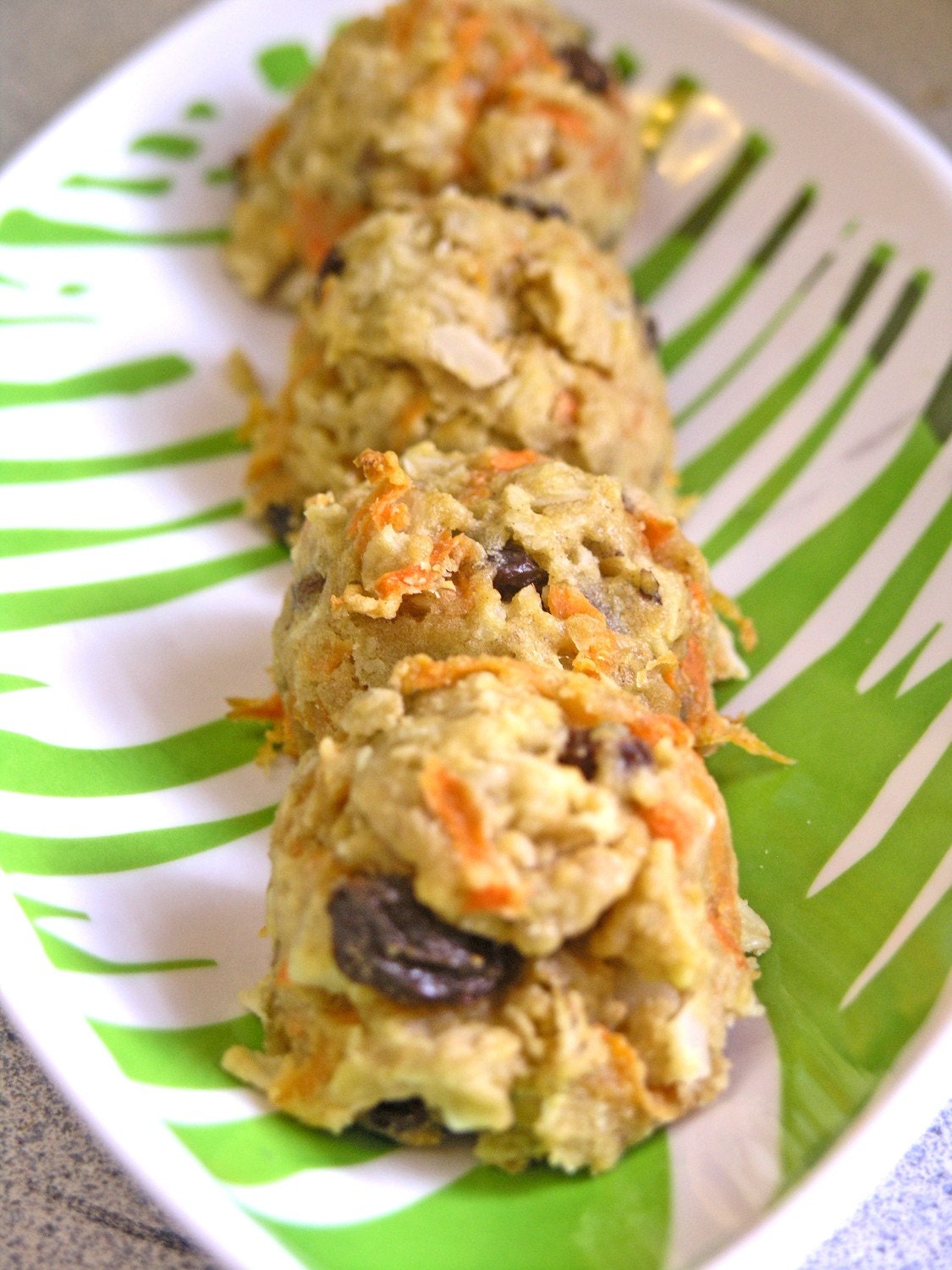 Carrot Cake Vegan Sweet Cookie Bites - Six Cookie Orbs
