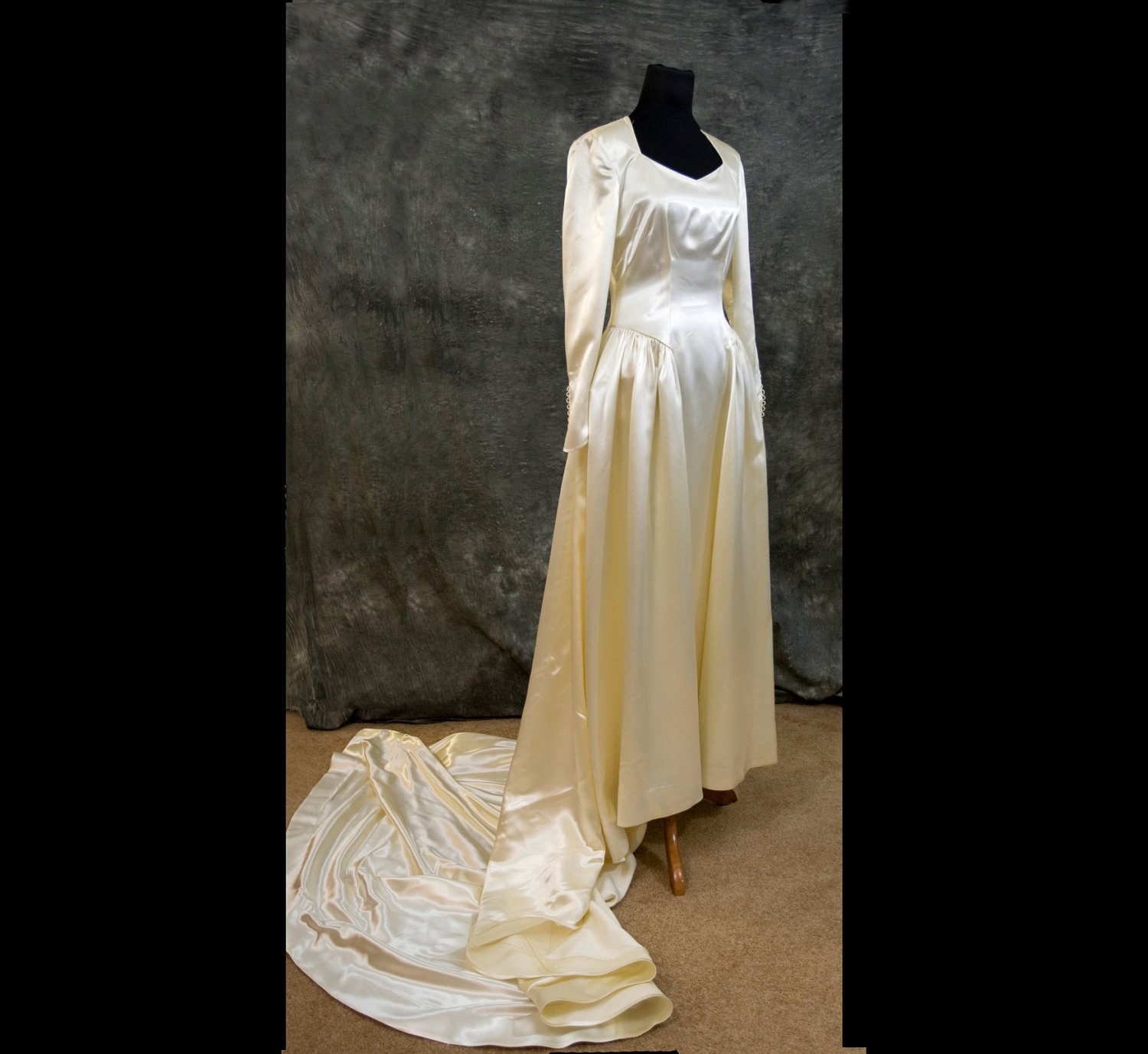Items similar to Vintage Candlelight Satin Wedding Dress, S, Petite
