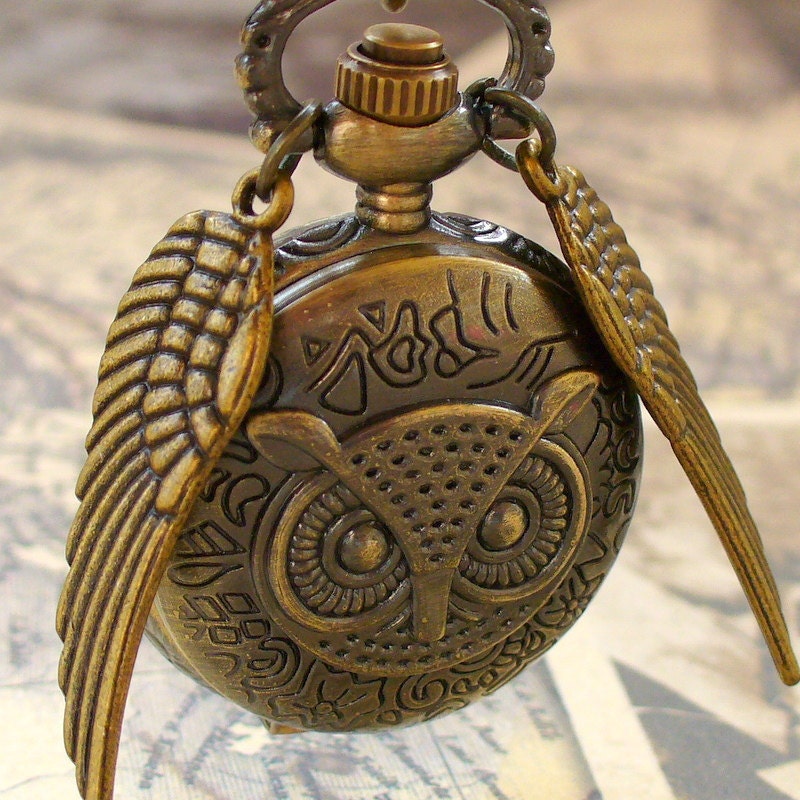 LEGENDARY Steampunk  Flying OWL pocket WATCH necklace steampunk pocket watch Necklace key pirate Victorian locket pendant charm
