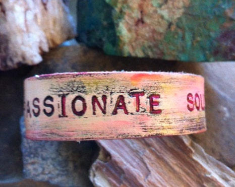 PASSIONATE SOUL Petite Cuff