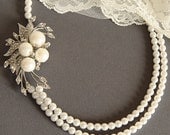 TSYIBA, Vintage Style Bridal Necklace, Pearl and Crystal Rhinestone Leaf Necklace, Old Hollywood Wedding Statement Necklace, Two Strands
