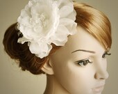 OSMA, Ivory Bridal Flower Fascinator, Wedding Hair Accessory, Lace Silk Bridal Flower Hair Comb, Wedding Head Piece, Cream Hairpiece