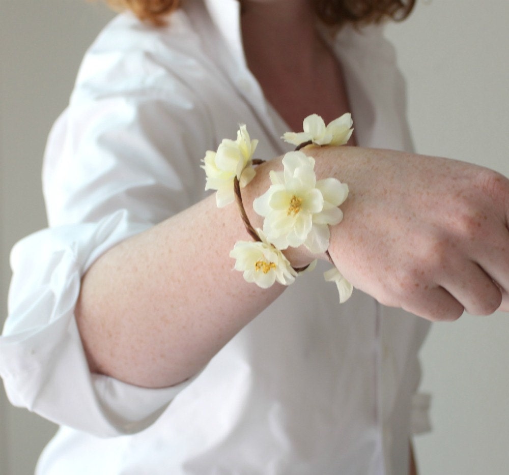 Dogwood Blossom Bridal Corsage or Bracelet