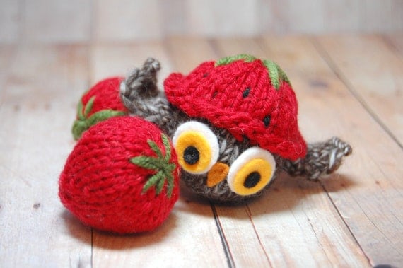 Owl in Strawberry Hat - Ornament - Strawbery - Natural Fibers - Toy - Wool- Knit - Red - Brown