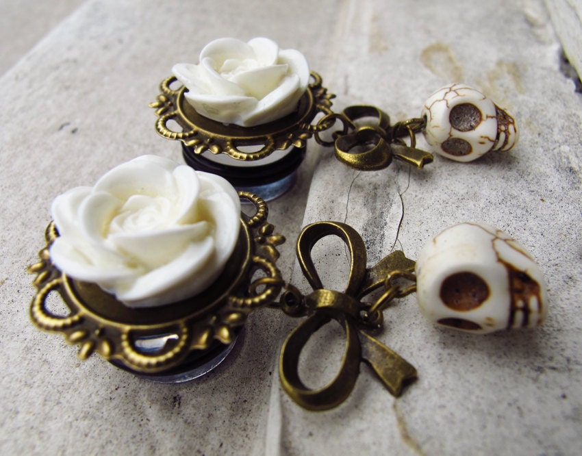 Corpse Bride - 1/2" plugs on Antique Brass Settings