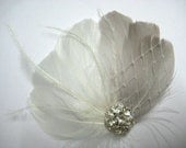 Wedding Bridal Off White Grey Feather Rhinestone Jewel Ivory Veiling Head Piece Hair Clip Fascinator Accessory