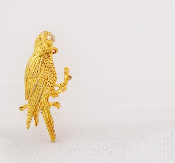 Vintage Gold Tone Parrot Brooch