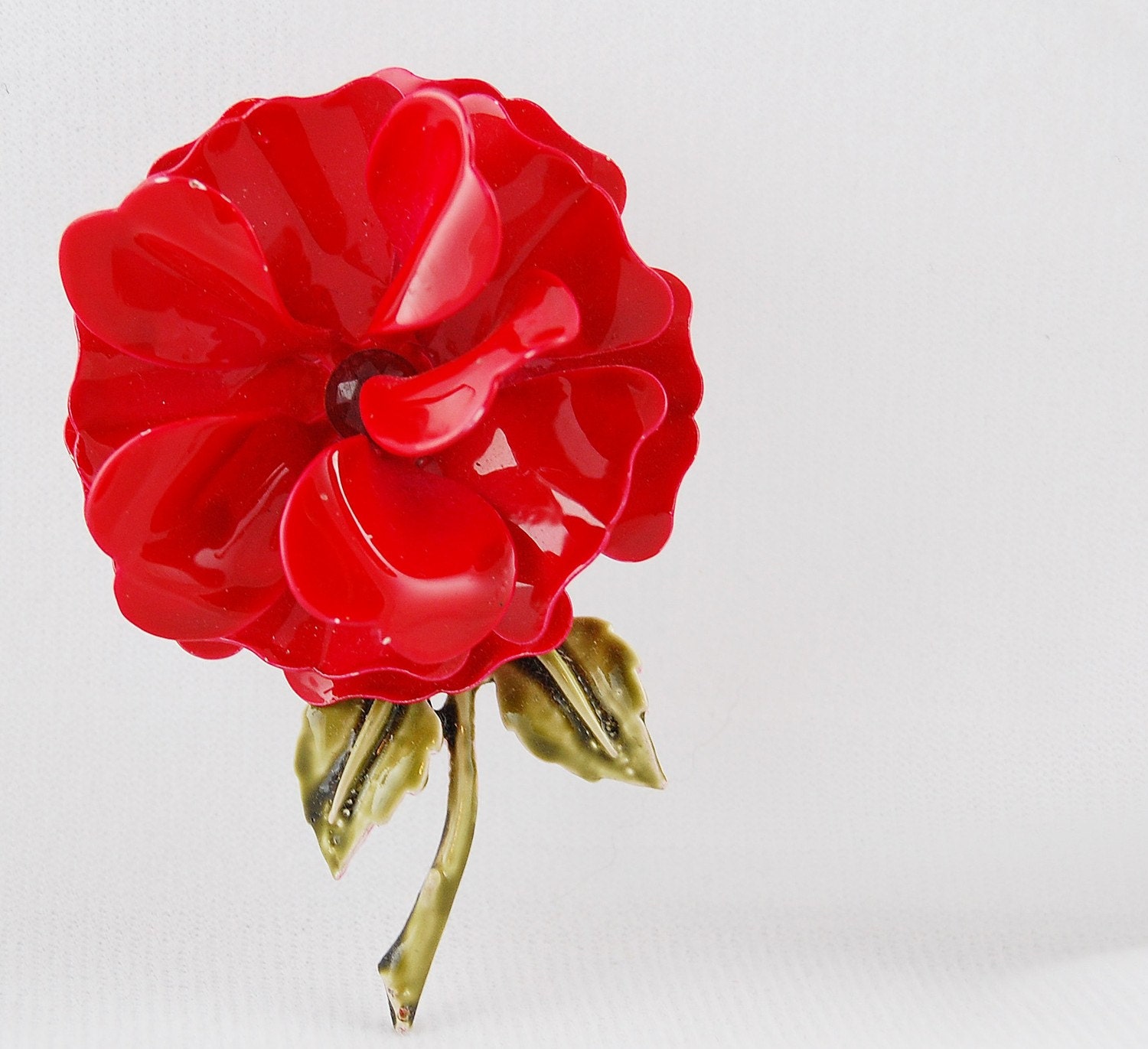 Vintage Red Enamel Flower Brooch with Red Rhinestone