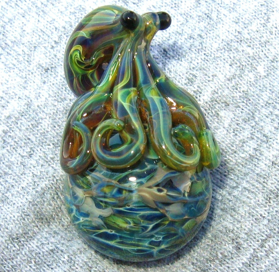 Octopus Marble Hanging Focal Bead Dark Green